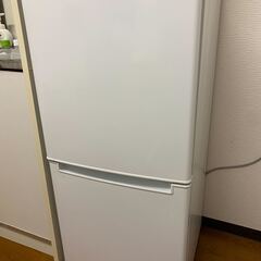 【無料】冷蔵庫 譲ります 106L
