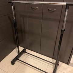 ハンガーラック