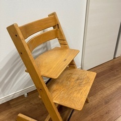 STOKKE チェアの画像