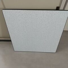 こたつ板用テーブル　白黒柄の画像