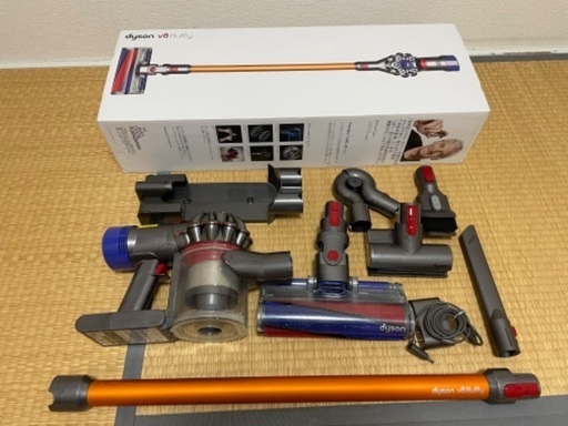 Daison ダイソン V8 fluffy 掃除機【ジャンク品】