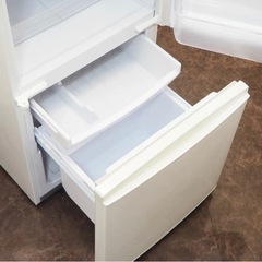 冷蔵庫　SHARP SJ-D14D-Wの画像