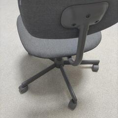 【中古】デスクチェア・グレーの画像