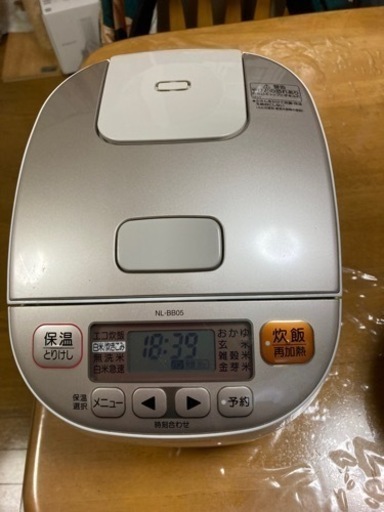 象印炊飯器18年製