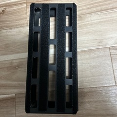 すのこ型ペダルボードの画像