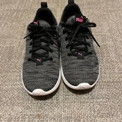 プーマ　ランニングシューズ