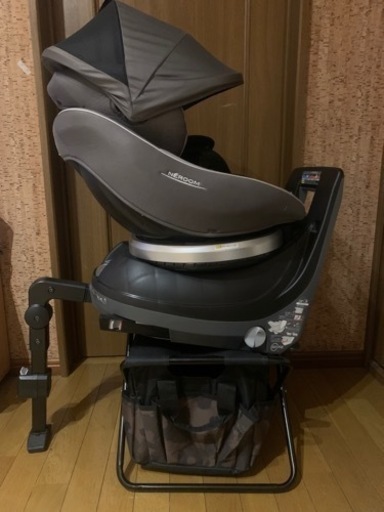 ネルーム　コンビ　ISOFIX 2016年製