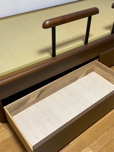 畳式ベッド　美品