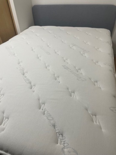 ダブルベッド(使用頻度はかなり少ないです！) お得です！