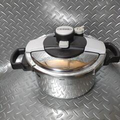 ☆ティファール　圧力鍋　4.5L