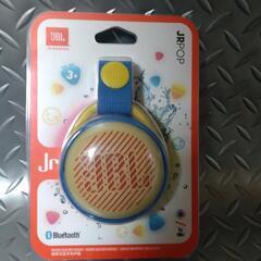 ★【アマ17800円】JBL JR POP Bluetoothスピーカー IPX7防水/ポータブル/　ライトリング搭載 人気のブルー

の画像