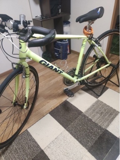クロスバイク　ジャイアント giant escape r3　工具付
