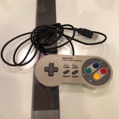 バッファロー　クラッシックUSBゲームパッド【未使用】BSGP8...
