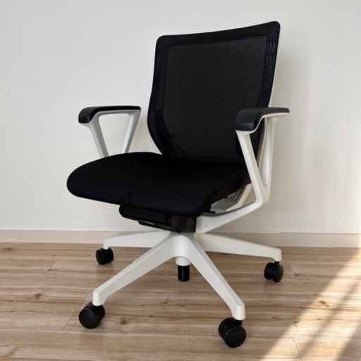 イトーキ（ITOKI） 高級オフィスチェア（定価7万円以上）