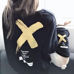 黒　M　サイズ　犬服 バツ模様 トレーナー 男の子　女の子　兼用の画像