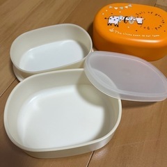 お弁当箱の画像