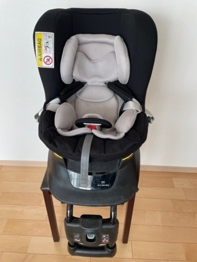 【再度値下】チャイルドシート　新生児〜4才くらいまで長く使えます
