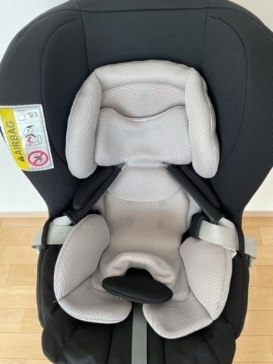 【再度値下】チャイルドシート　新生児〜4才くらいまで長く使えます