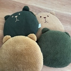 クマさんクッション4つセットの画像