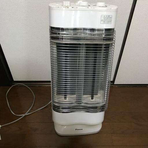 ダイキン　遠赤外線ヒーター
