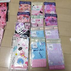 ランチクロス、ランチバッグ、巾着袋いっぱいの画像