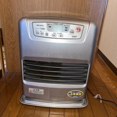 （受け渡し予定者決定）石油ファンヒーター