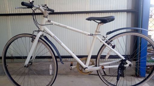 クロスバイク白