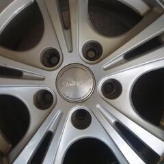 タイヤ、ホイール付きの画像