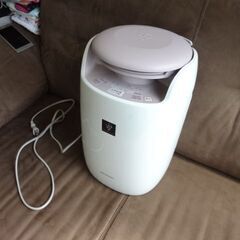 ◇シャーププラズマクラスター・ふとん乾燥機UD-AF1-W◇の画像