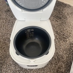 中古炊飯器の画像