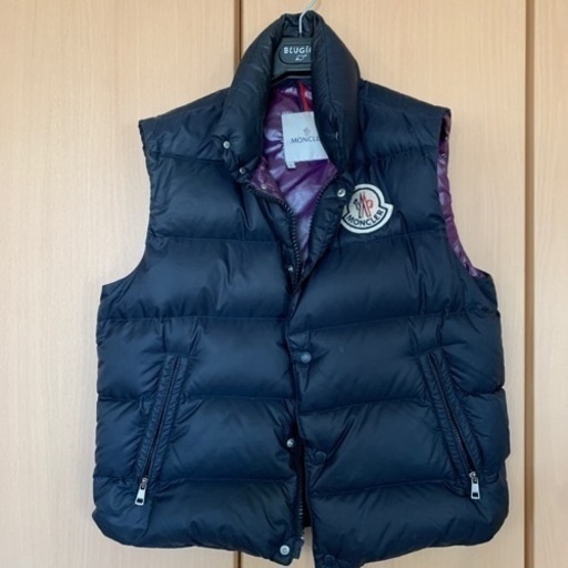 モンクレール、ダウンベスト、２号