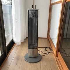 遠赤外線カーボンヒーター