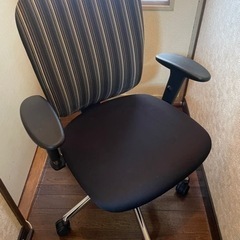 【引渡限定】オカムラ　VILLAGE オフィスチェアをお譲りします。