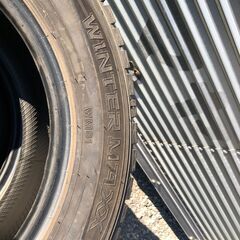 JM１１　✨タイヤ安く譲ります✨１９５/６５R１５　中古スタッドレスタイヤ４本セット(プリウス・ノア・ヴォクシー・エスクァイア)🚗の画像