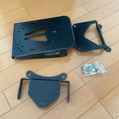 初期型N MAX用リアキャリア　R SPACE製中古