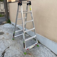 アウトリガー　一体式脚立　ダン吉