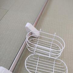 突っ張り棒 浴室 カゴ付き 無料の画像