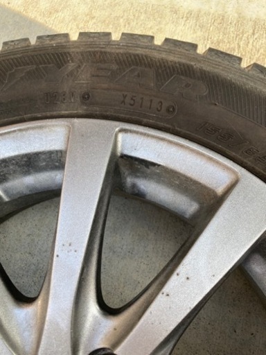 スタッドレスタイヤアルミホイール付き　155 65r14  4本