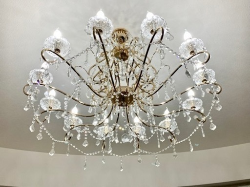シャンデリア　照明器具