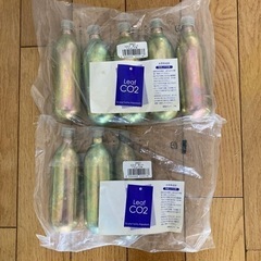 水草用co2ボンベ8本(取引中)