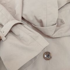 【値下げしました】a.v.v コート　ショート丈　ベージュの画像