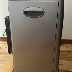 ダイニチ石油ファンヒーターの画像