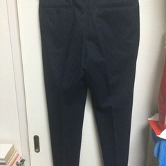 メンズスーツ　ネイビー&ストライプの画像