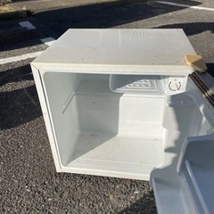 無料　冷蔵庫　ジャンク品の画像