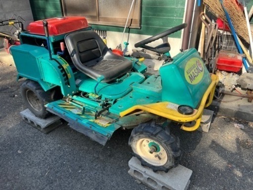 乗用草刈機　くさかりまさお君