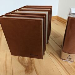 レザーポケットアルバム 6冊（1000枚分）の画像