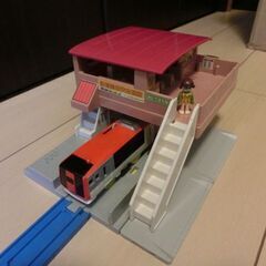 プラレール　プラキッズ橋上駅と車両２編成セット№Ｋの画像