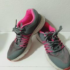 ナイキ　レディース　24.5  ピンク