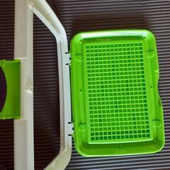 ペット　トイレトレー差し上げます　中古の画像