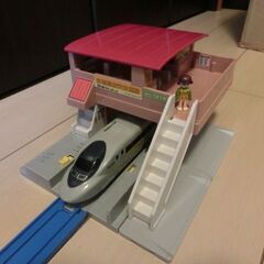 プラレール　プラキッズ橋上駅と車両２編成セット№Ｎの画像